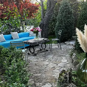 Couette-café Le Priolat Des Anges Aux Portes Des Gorges Du Verdon Trigance